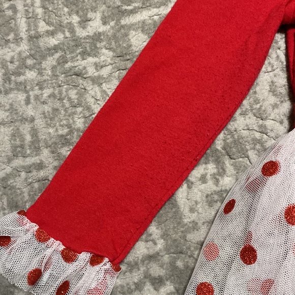 🔥4/20! Bundle of 5 girls shirts and dress. Size 4T - Picture 11 of 14